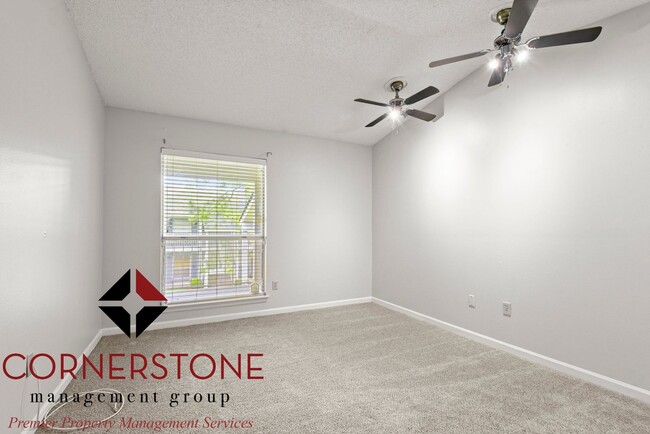 Building Photo - Tiger Town Crib — 1BR Just Minutes from Ca...