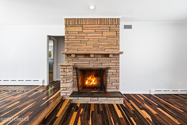 Building Photo - 294 Brighton Ave