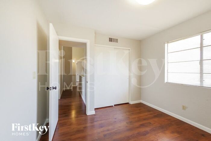 Building Photo - 18442 N 44th Pl