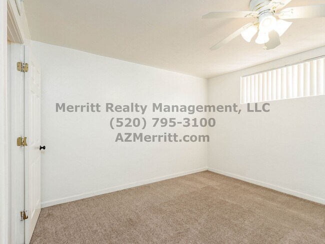 Building Photo - Sam Hughes 4 bedroom, 3 bath home with was...
