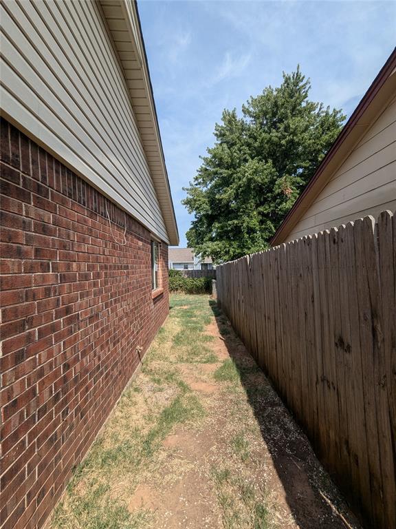Building Photo - 1411 Concord Dr