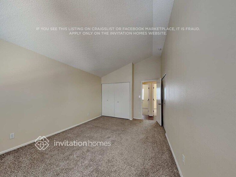 Building Photo - 3474 Foxridge Dr