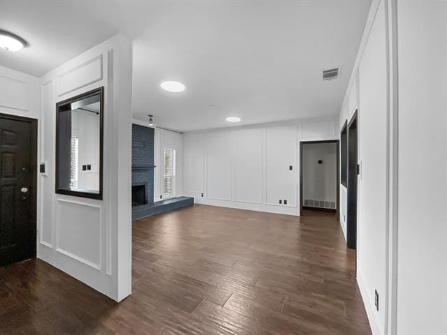 Building Photo - 301 Barclay Ave