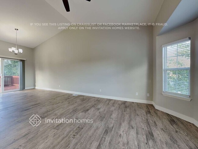 Building Photo - 616 Scotch Pine Dr