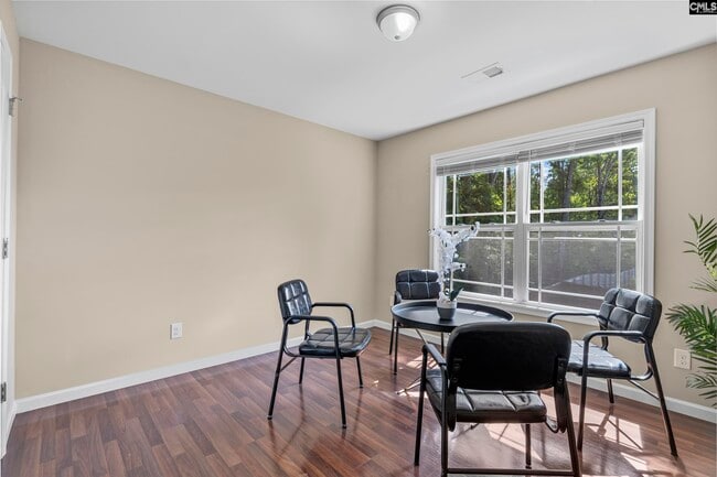 Building Photo - 38 Athlone Ct