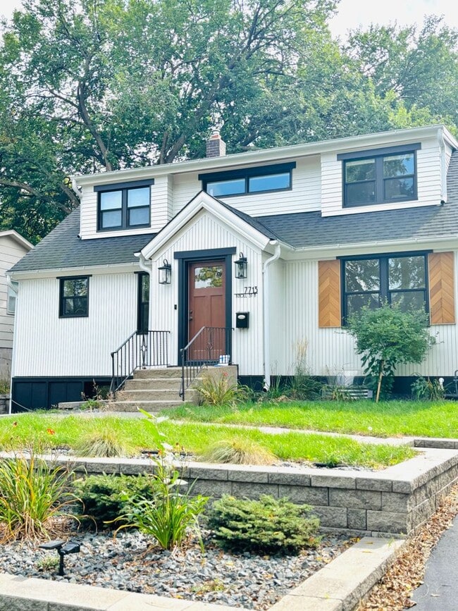 Building Photo - 7713 Knoll St