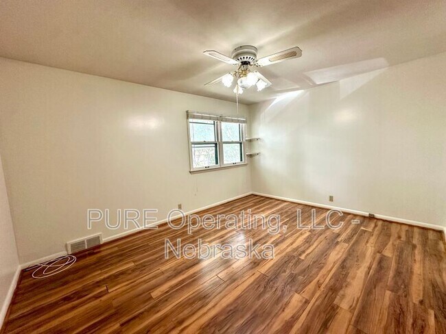 Building Photo - 1817 N 78th St