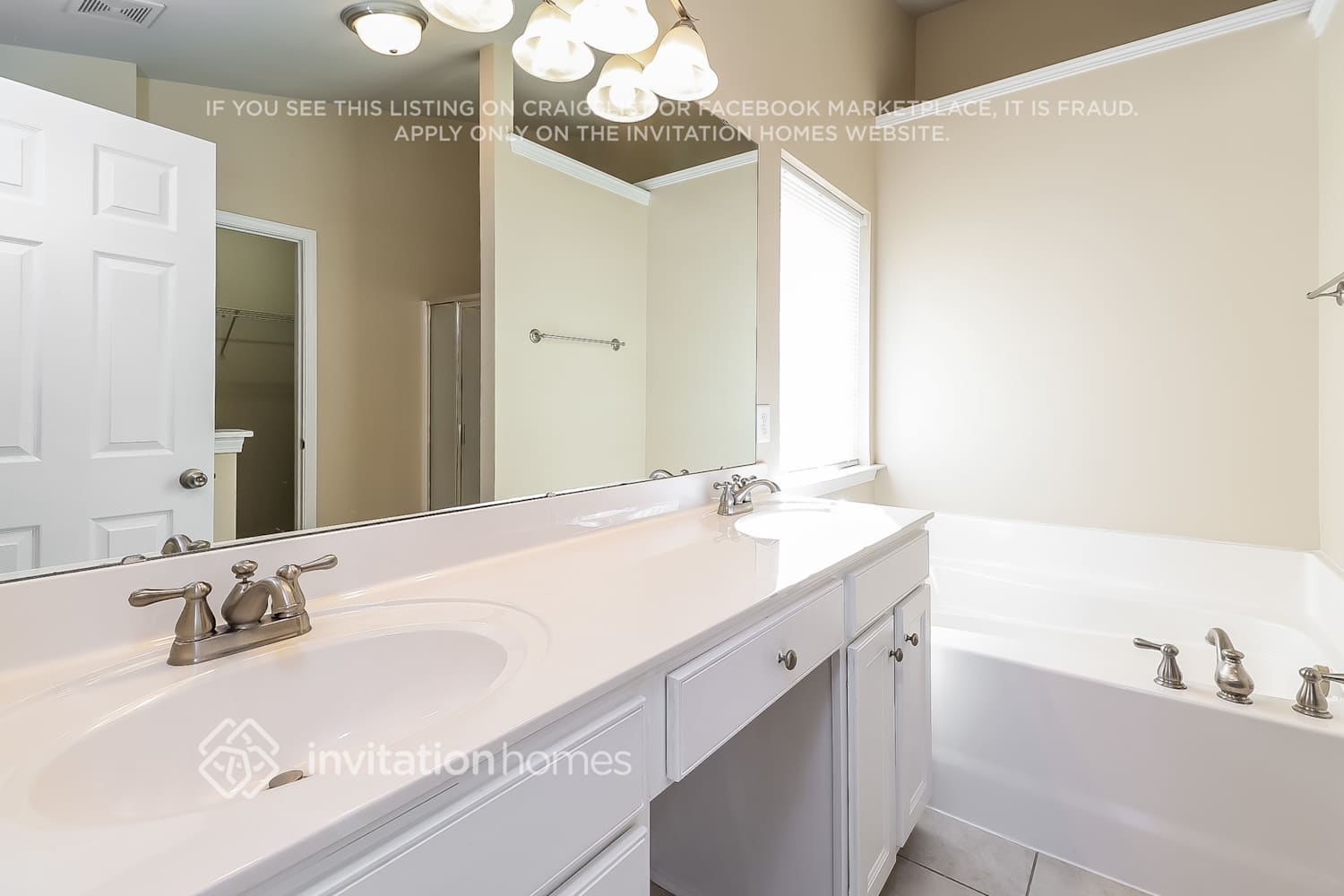 Building Photo - 9738 Turning Wheel Dr