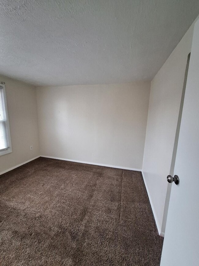 Building Photo - 4332 Thistlewood Terrace