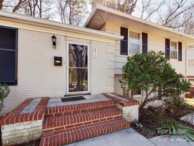 Building Photo - 4917 White Oak Rd