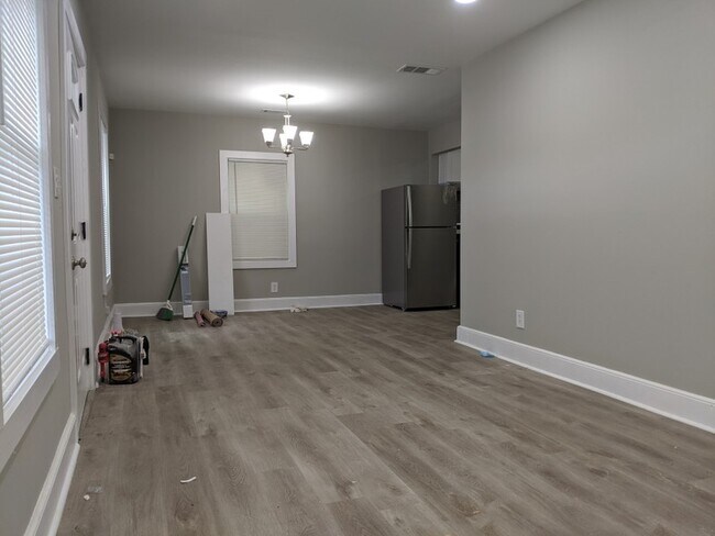 Building Photo - 2861 Forrest Hills Dr SW