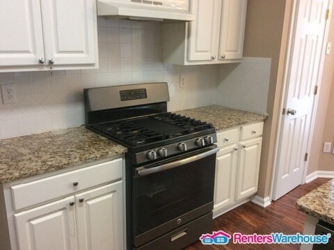 Building Photo - 3939 Berwick Farm Dr