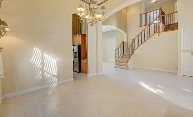 Building Photo - 7107 NW 47th Ln