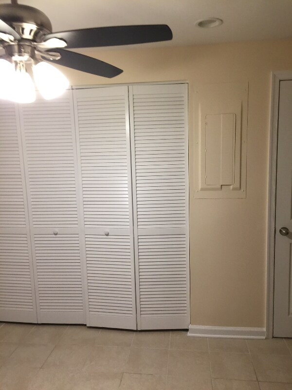 Building Photo - 15506 Norwegian Ct