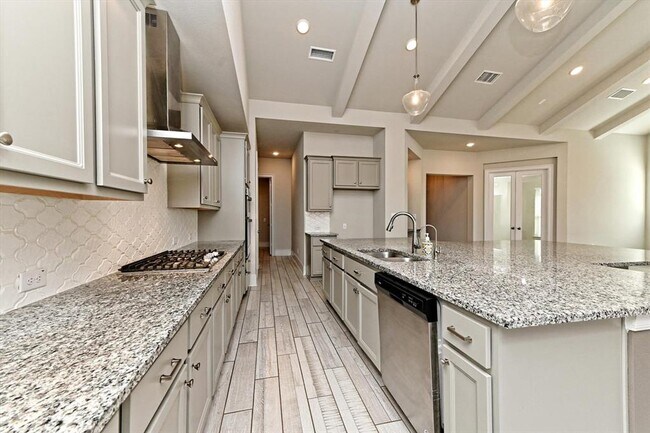 Building Photo - 208 Rocky View Ln