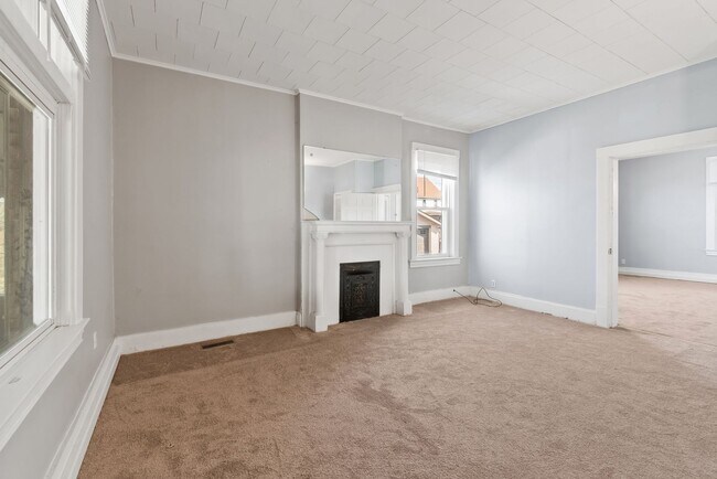 Building Photo - 416 First St_BT