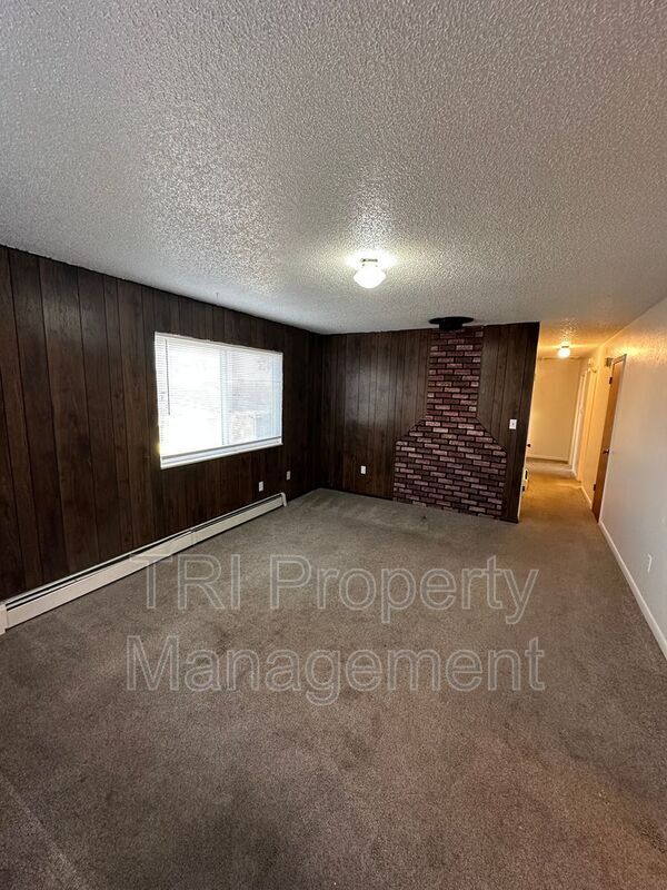 Building Photo - 1304 29th St