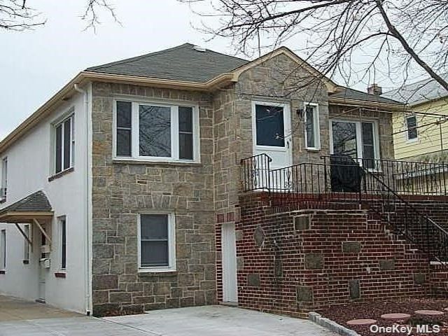 Primary Photo - 657 E Penn St