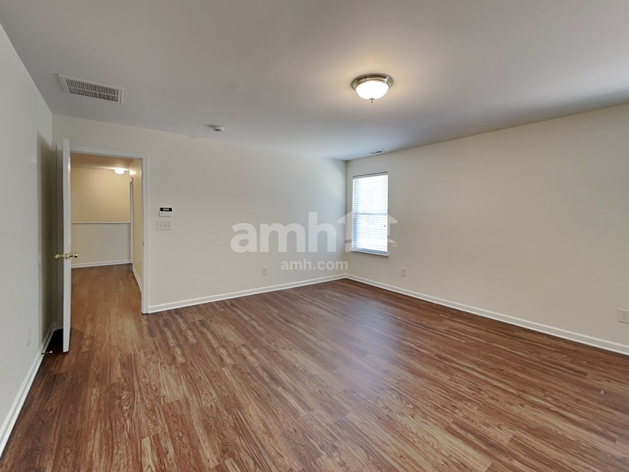 Building Photo - 201 Flanders Dr