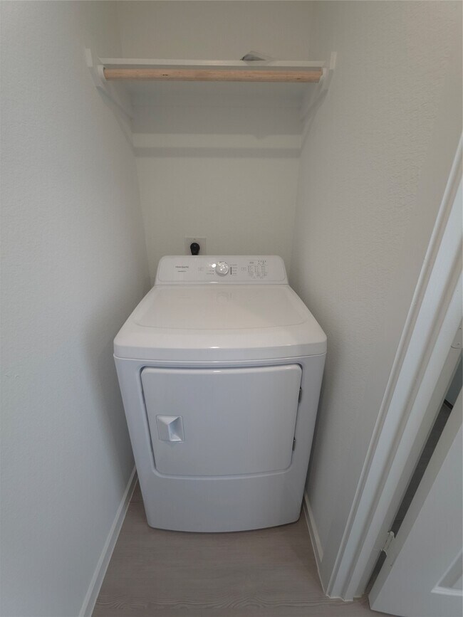 Building Photo - 26710 Sunrise Dr