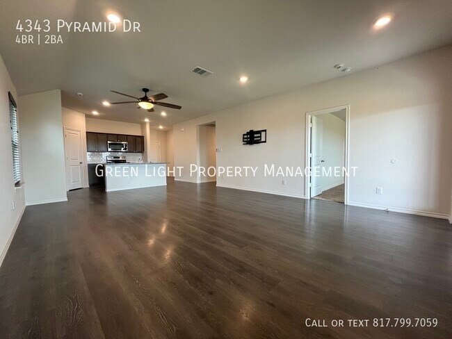 Building Photo - 4343 Pyramid Dr