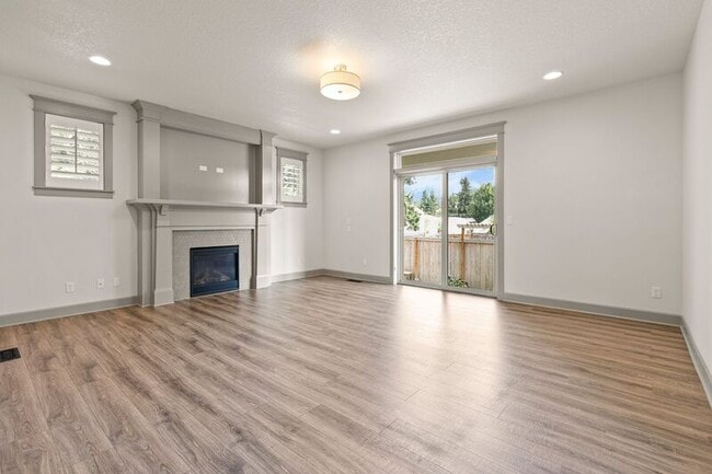 Building Photo - 14716 Blue Blossom Way