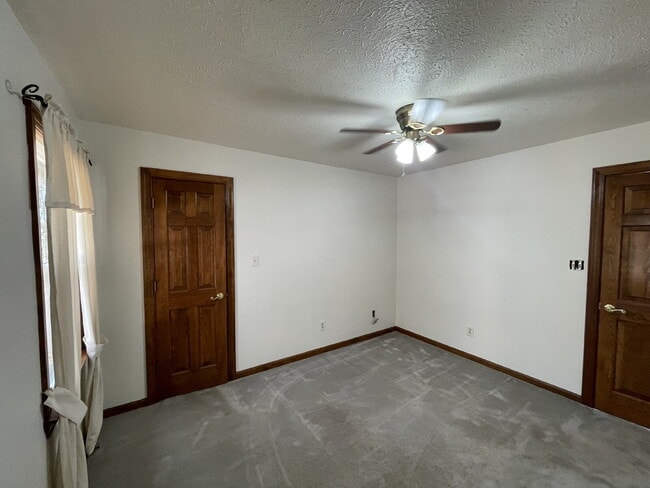 Building Photo - 1782 Hickory Ridge Rd