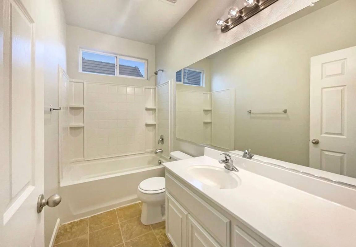 Building Photo - 3039 Torland St