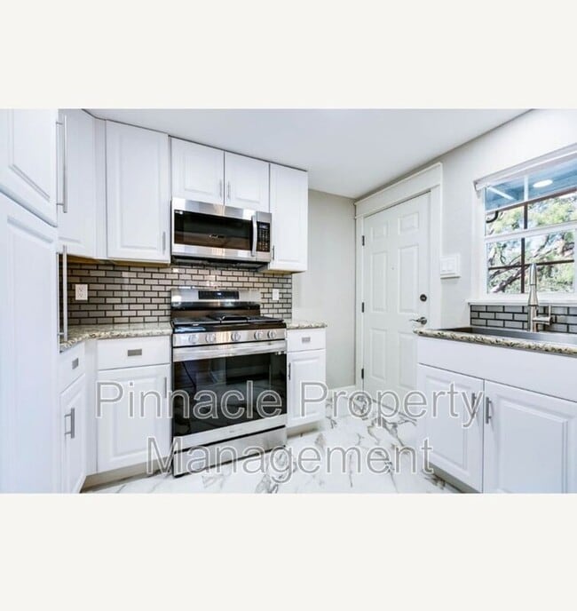 Building Photo - 1902 Coleman St