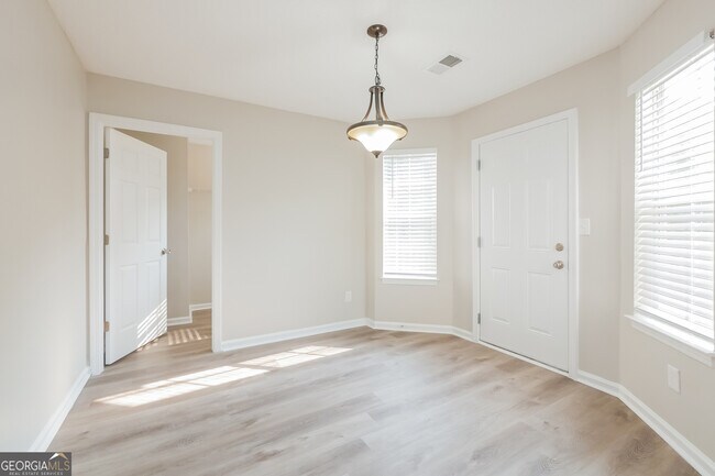 Building Photo - 3623 Salem Hills Dr