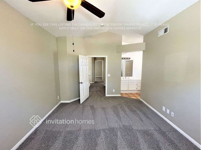 Building Photo - 39907 Wild Canary Ln