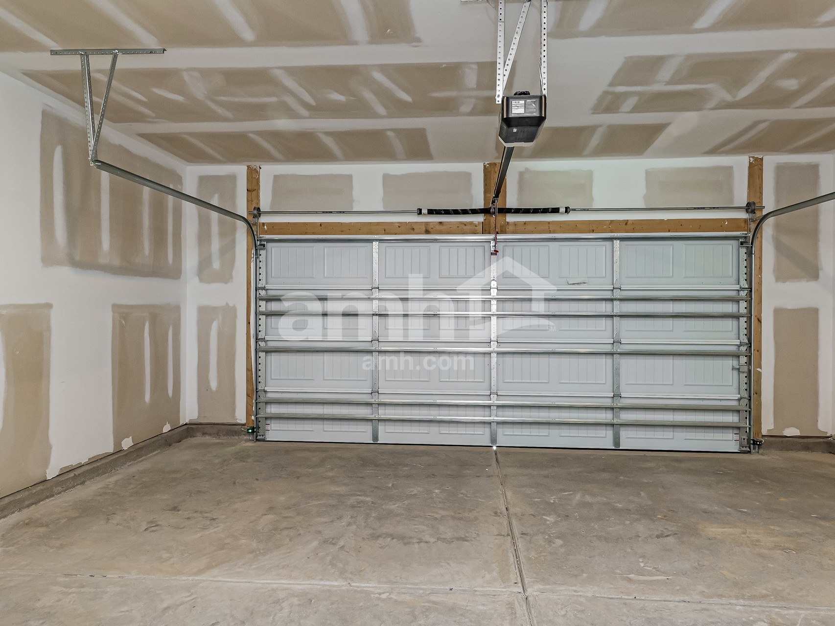 Building Photo - 4208 Traders Cp Trl