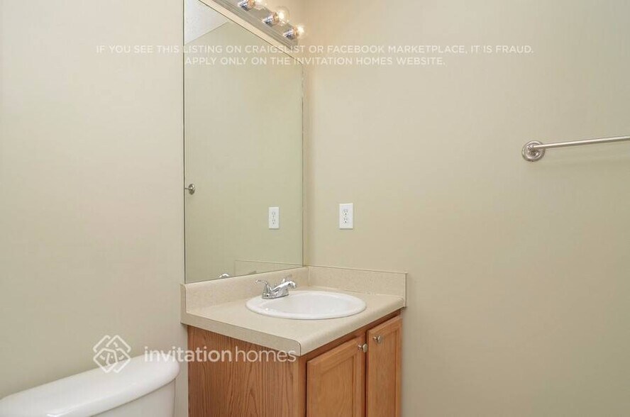 Building Photo - 1154 St Phillips Ct