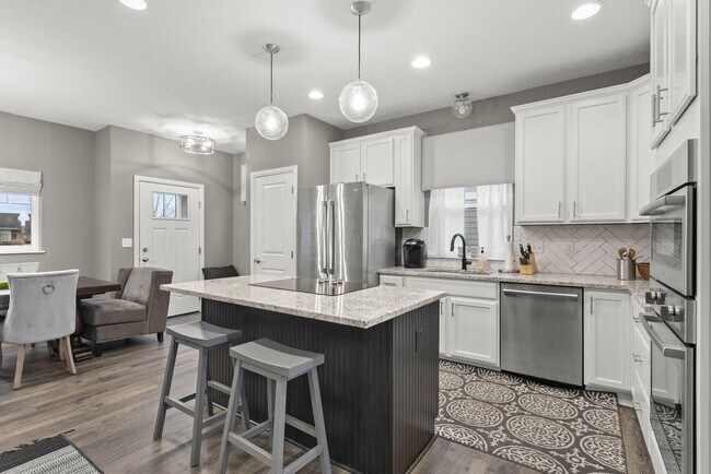 Building Photo - 5232 Estuary Ln