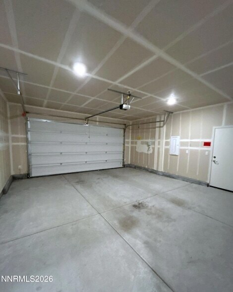 Building Photo - 6231 Bucking Horse Dr