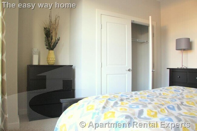 Building Photo - 632 Massachusetts Ave