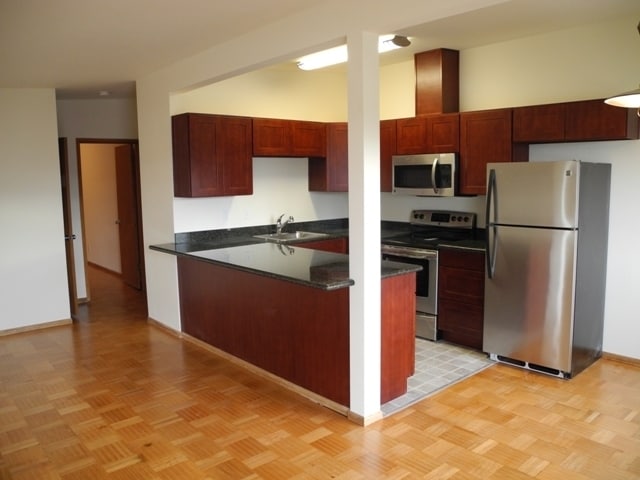 Primary Photo - Modern 2-Bedroom Apartment in Interbay | P...