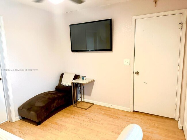 Building Photo - 2484 SW 177th Terrace