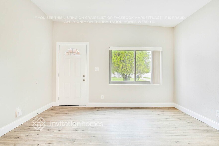 Building Photo - 6226 Dahlia Dr