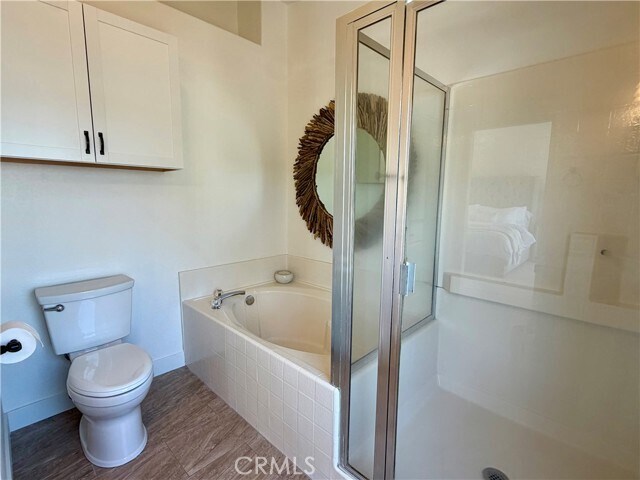 Building Photo - 8992 Trumpets Ct