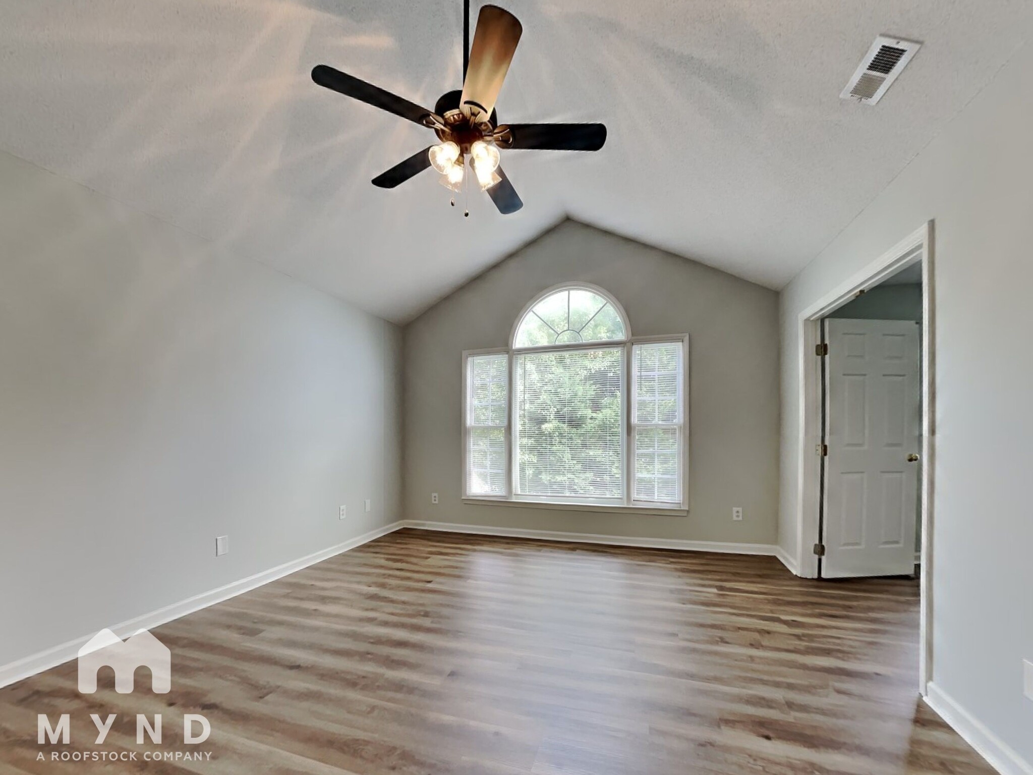 Building Photo - 1937 Indianwood Ct