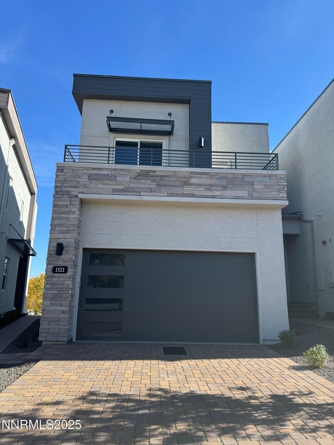 Building Photo - 1521 Golf Club Dr