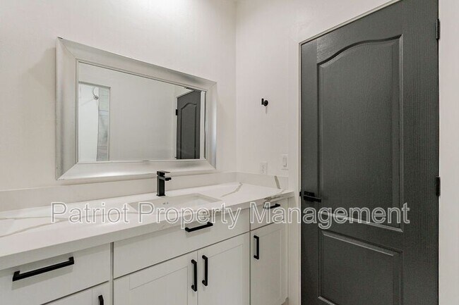 Building Photo - 13607 E Geronimo Rd