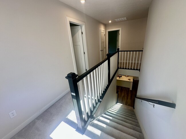 Building Photo - 2923 Hepburn Cir