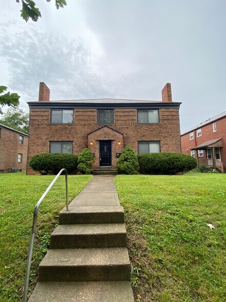 Primary Photo - 1446 W 6th Ave
