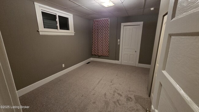 Building Photo - 1050 E Caldwell St