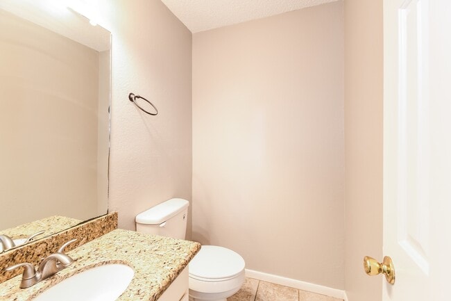 Building Photo - 5306 Spring Branch Dr