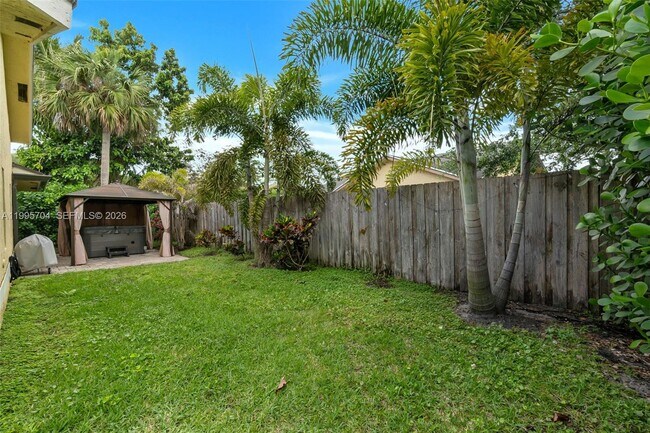 Building Photo - 4220 Grove Park Ln