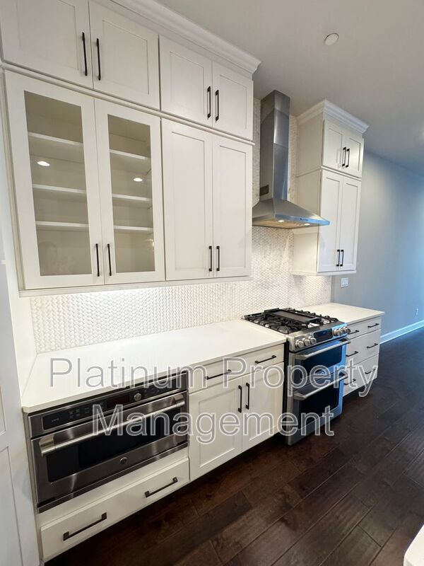 Building Photo - 4220 Deming Cir