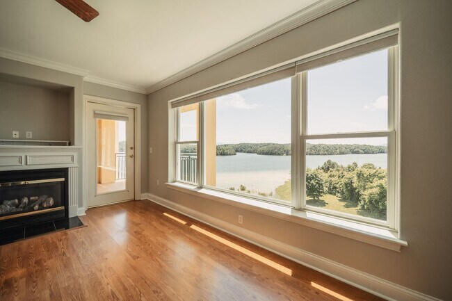 Building Photo - Harbor Crest condo for rent